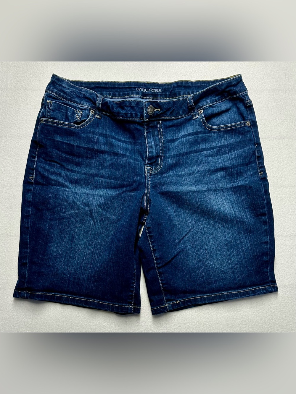 Maurices Women’s Size 16 Denim Bermuda Shorts Dark Wash Stretch 10” Inseam